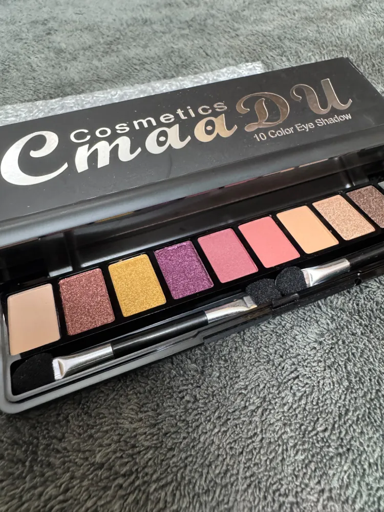 Cmaadu 10 color eyeshadow palette open showing matte and shimmer shades with mirror